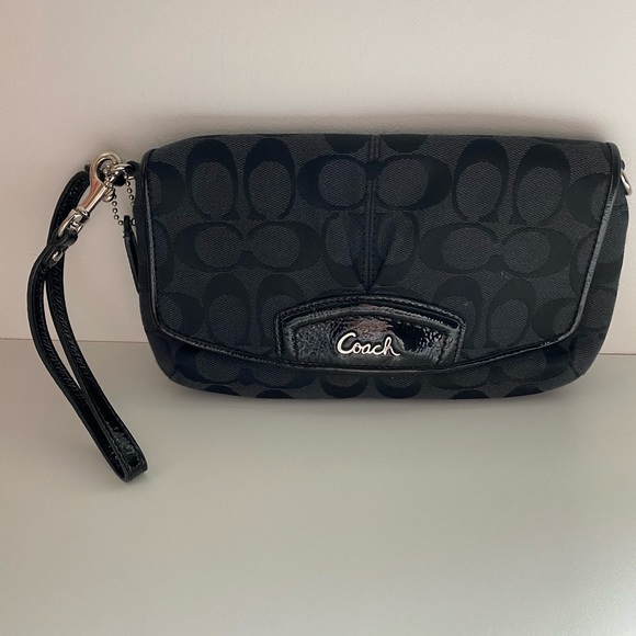 Coach Signature Wristlet - Picture 1 of 3